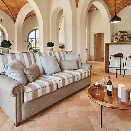 Castelfalfi 5*