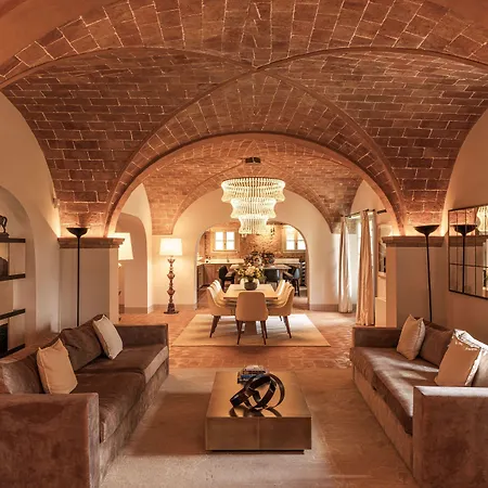 Castelfalfi Hotel
